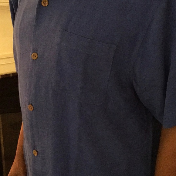 Men’s Silk Shirt - Picture 2 of 3